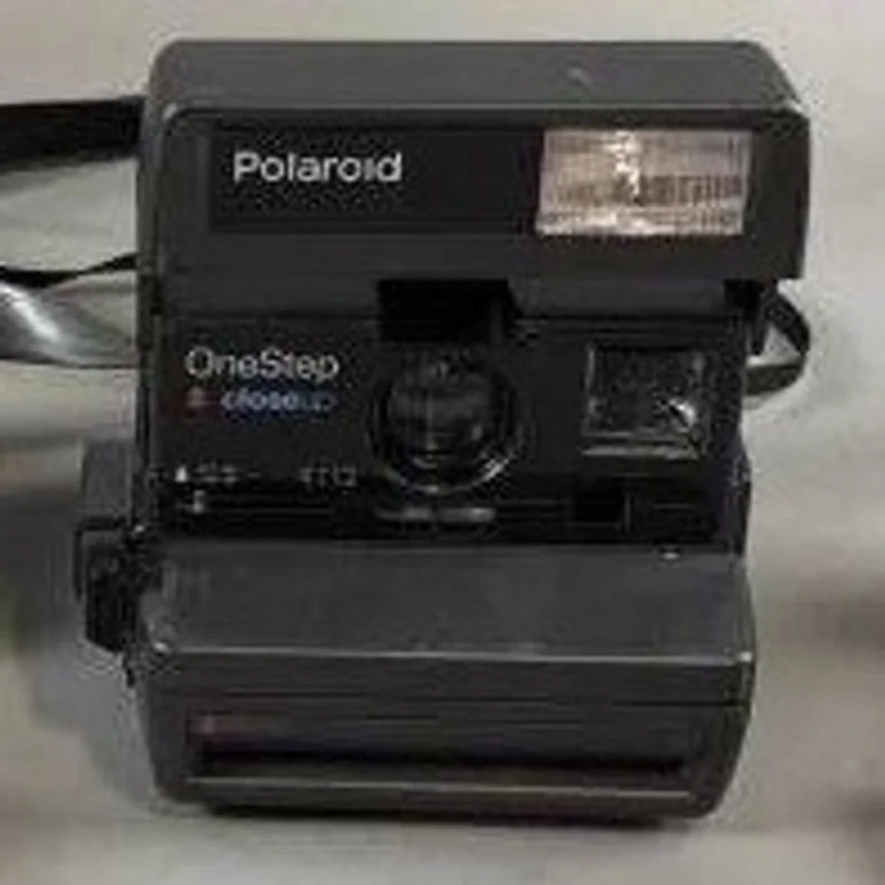 Polaroid OneStep CloseUp 600 Instant Film Camera Black Folding Flash Untested